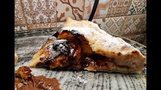 Dessert pizza? Banános Nutellás Calzone Bogdándy úr tálalásában :)