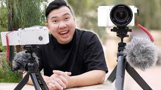 a GREAT VLOGGING Tripod for Mirrorless Cameras