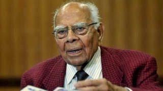 Ram Jethmalani: Will treat Kejriwal as my ‘poor client’