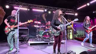 Plush “Man In The Box” (Alice In Chains Cover) (Soundcheck) Live at Debonair Music Hall