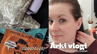 Hemmotteluhetki lahjaksi!||vastaan kommentteihin||Siivousinspiraatiota