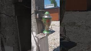 Самовар-рукомойник на окраине с.Лечинкай /КБР