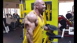 Greek bodybuilder Argyris Doukidis | Biceps training