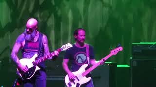 baroness @ vivo rio: march to the sea / green theme / shock me