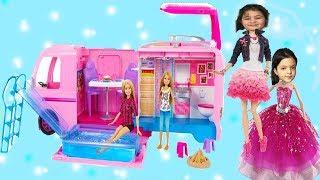 MASAL VE ÖYKÜYE BÜYÜK SÜRPRİZ! RÜYA KARAVANI Barbie Dolls in Dream Camper  - Comedy for Kids