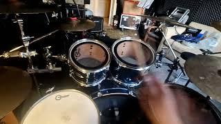 Pearl Export sound with Aquarian Performance 2 heads