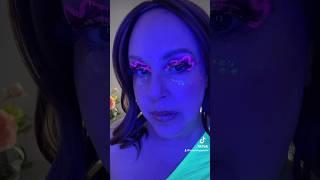POV: It’s Festival Season ‍️ #festivalmakeup #makeuplooks #neonmakeup #eyelinermakeup #eyemakeup