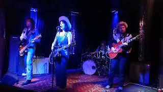 JENNY DON´T & THE SPURS "country-rock from portland, live part 1" Melodybox, Stockholm 9/10-2024