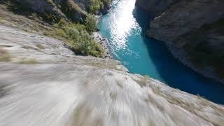 4k Cliff dive bird POV