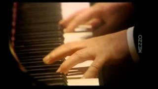 Beethoven Sonata N° 02   Daniel Barenboim