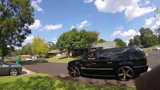 BLACK ESCALADE ON GOLD 26s