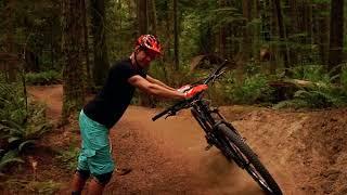 Cornering Speed and Footwork | Mountain bike skills with Simon Lawton from Fluidride