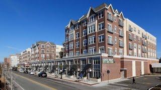 Short-term furnished apartments at AMLI Evanston