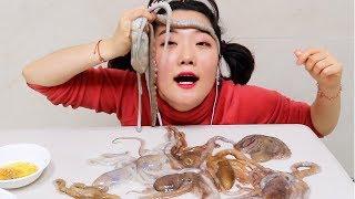 꿈틀꿈틀 살아있는 대왕산낙지 먹방!(Raw Octopus EATING)낙지라면까지 찹챱