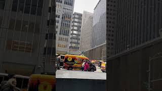 Explore NYC Six Avenue