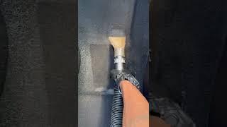 Cleaning car carpet with extractor #detailingcommunity #extraction