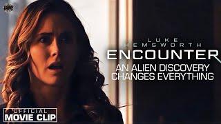 ENCOUNTER | Movie Clip: Anna Hutchison learns the power of an alien