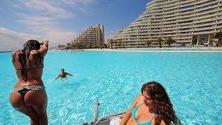 Crystal Lagoon, Santiago, Chile