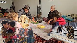 Nomadic Morning: Sharing Breakfast with Hamido’s Parents and Tidying the Yard ️