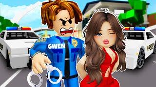 ROBLOX Brookhaven RP: DAVID Became POLICE to rescue ALL VILLAGE | Gwen Gaming Roblox