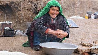 Cold Winter | Old Lovers Daily life in a cave | Village life Afghanistan