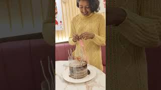 Birthday cake cutting. Pull me up cake #birthdaycake #pullmeupcake