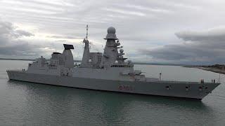 Italian destroyer ship arrives, German frigate leaves  