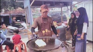 TAK SANGKA JUALAN ROTI CANAI MALAYSIA BARU BUKA LANGSUNG DI SERBU DAN REAKSI CEWEK INI BEGINI?