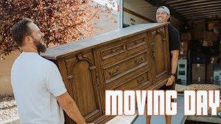 MOVING DAY | MOVING ENTIRE LIFE INTO A STORAGE UNIT | REAL-TALK WITH CHELLE