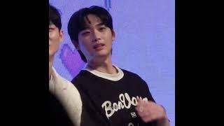 #이종혁 _ 가슴팍 챱챱