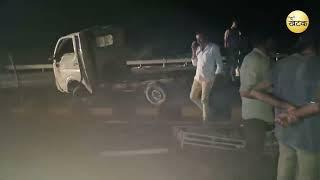 ट्रेलर ने टेंपो को मारी टक्*कर, हा*दसे में तीन की दर्दनाक मौ*त,टेंपो का पिछला हिस्सा उड़कर100