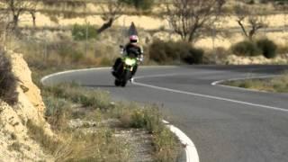 2011 Kawasaki Z750R first ride - 'too heavy to excite'