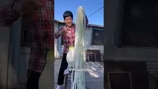 Как китайцы превращают тыкву в лапшу на зиму