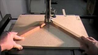 Miter Sled for Band Saw - Woodworking How to Project for Cutting Small Wood Pieces Safely