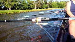 Melbourne Rowing Club Women - 20111015 Piece 2 R26.MOV