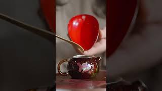 See the goldfish spring to life on the lacquered tea set.#chinesecraft #luxurylifestyle #tea