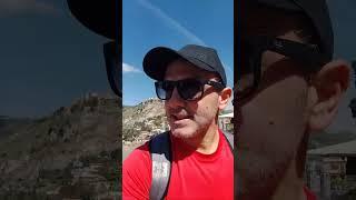 TrekFit Manuel überträgt einen Livestream. Sonnige Grüße aus Taormina Sizilien.