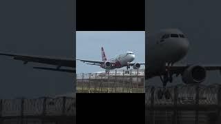 Air Asia A320 dodgy landing