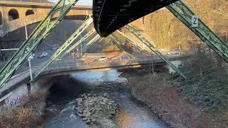 Schwebebahn in Wuppertal 15.12.2022