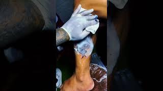 SNAKE KNIFE TATTOO MEN LEG TATTOO ALLEN 3D TATTOO HOUSE