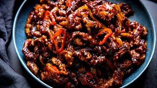 The Crispiest, Tastiest Crispy Chilli Beef EVER!