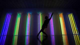 SPECTRUM - LAW Of Motion - Liz West: Colour Field