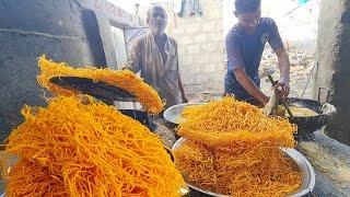 Hum Sub Ko Ye Behot Pasand Hai | Besan ke Sev | Sev Nimko | Gwadar Street Food | Mubashir Saddique