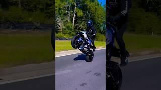 Yamaha r1 wheelies …. #yamahar1 #r1 #viral #yt #wheelie #bike #bikelife #sportbike #shorts