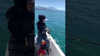 Рыбалка в Сочи. Рыба и терпение. #рыбалка #fishing #fish #морскаярыбалка #сочи  #черноеморе  #море