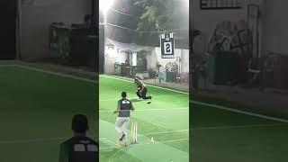 #UNBELIEVABLE CRICKET CATCH! You won't believe your eyes!  #Shorts #CaughtIt #Cricket #Viral