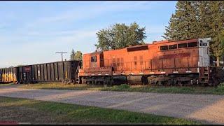 Super Long Freight Train Late Monday Night, Plus An Awesome Northern Lights Show! #trains #trainhorn