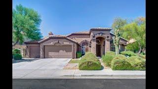 CALM LIVING & CLEAN LINES | Home Tour in Scottsdale, AZ