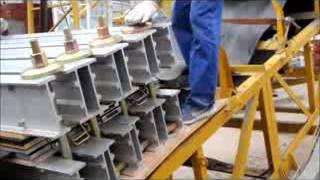 conveyor belt splicing press/joint machine/hot press working video.