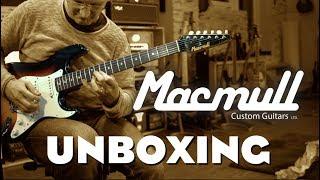 MacMull S-Classic - unboxing the best Strat-Style guitar I ever played!